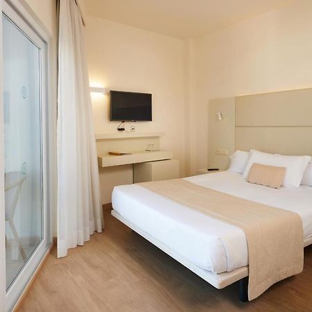 Hotel Sabina กาลามิยอร์ ภายนอก รูปภาพ