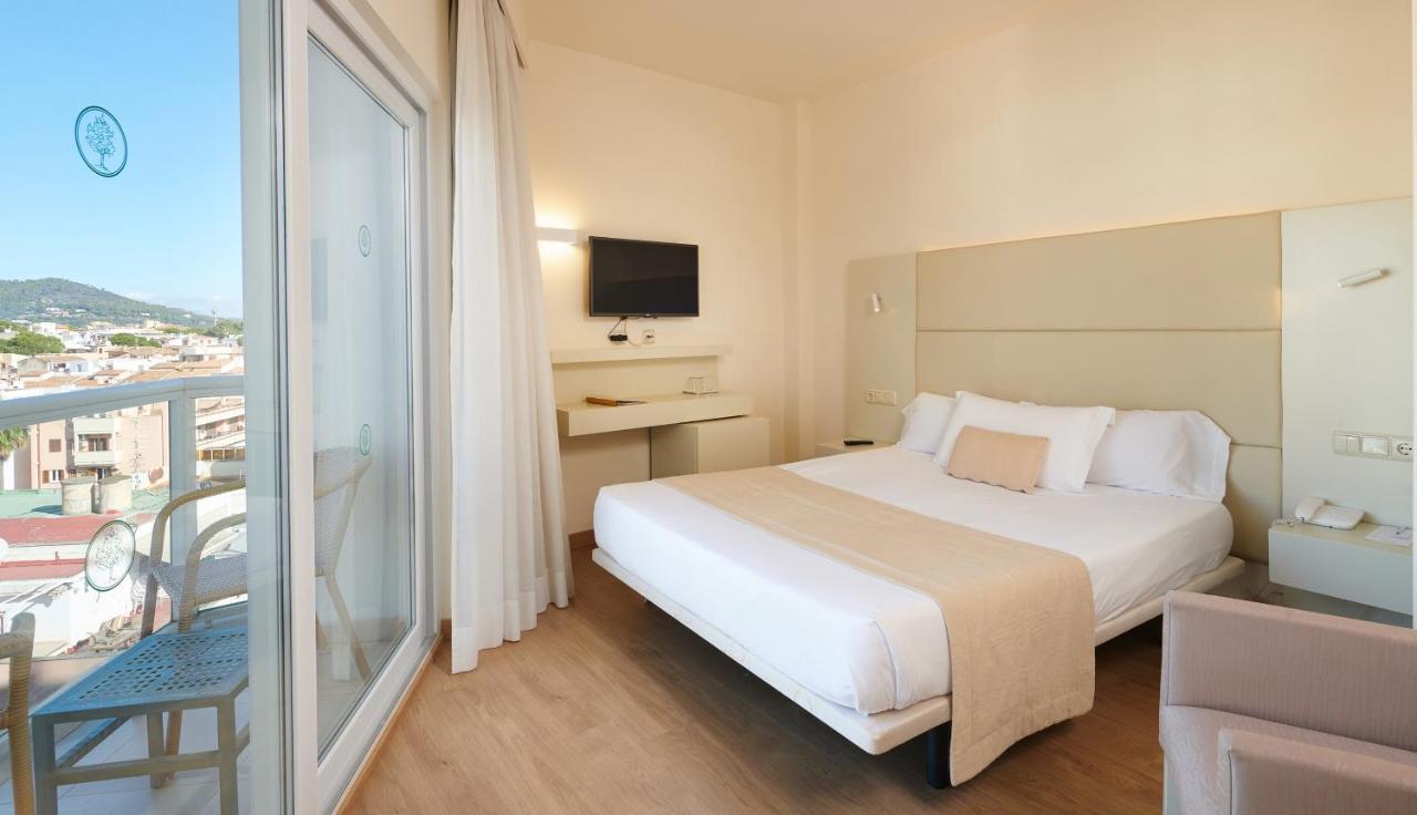 Hotel Sabina กาลามิยอร์ ภายนอก รูปภาพ